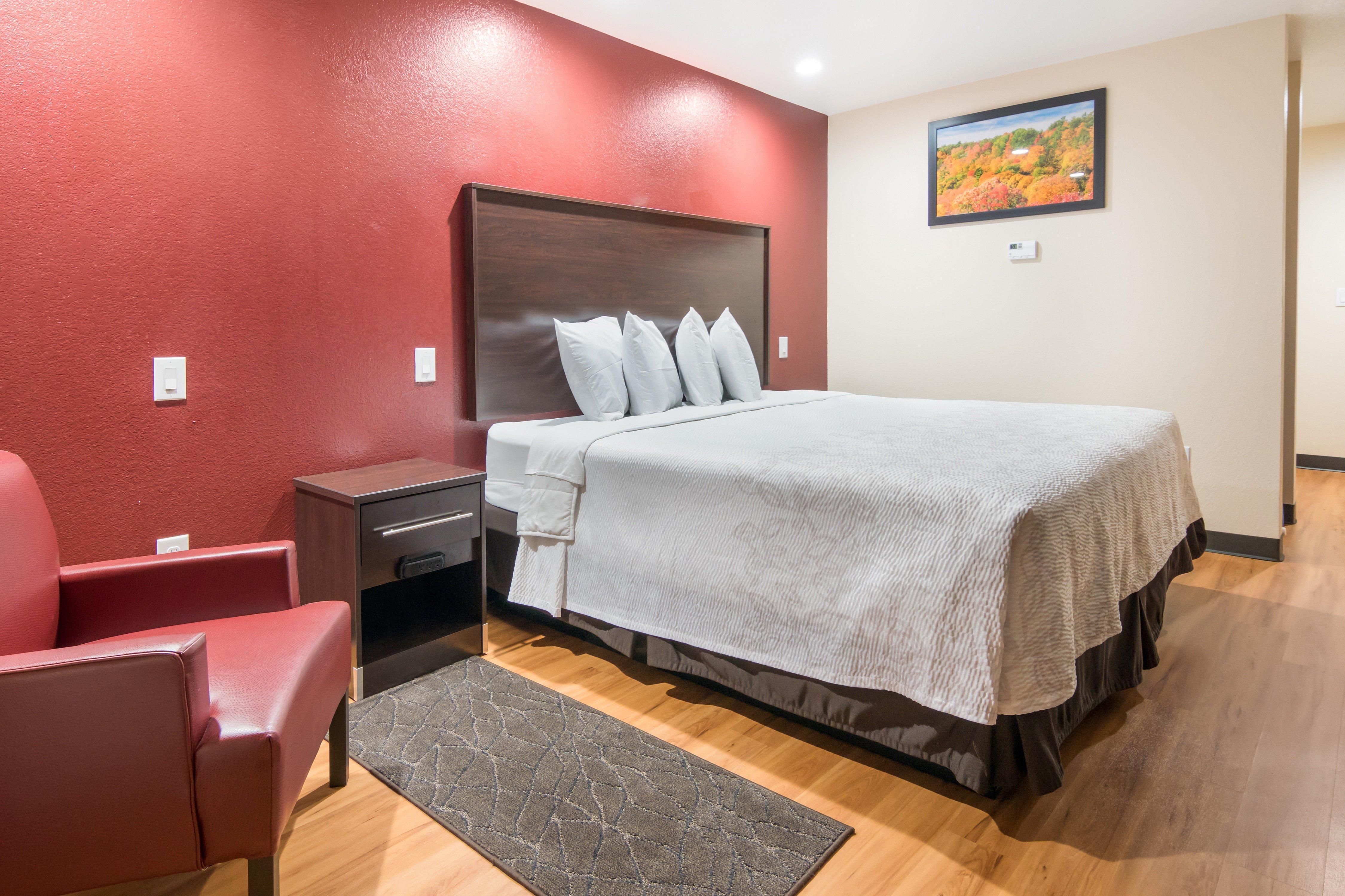 Red Roof Inn Plus+ Fort Worth - Burleson Exterior photo