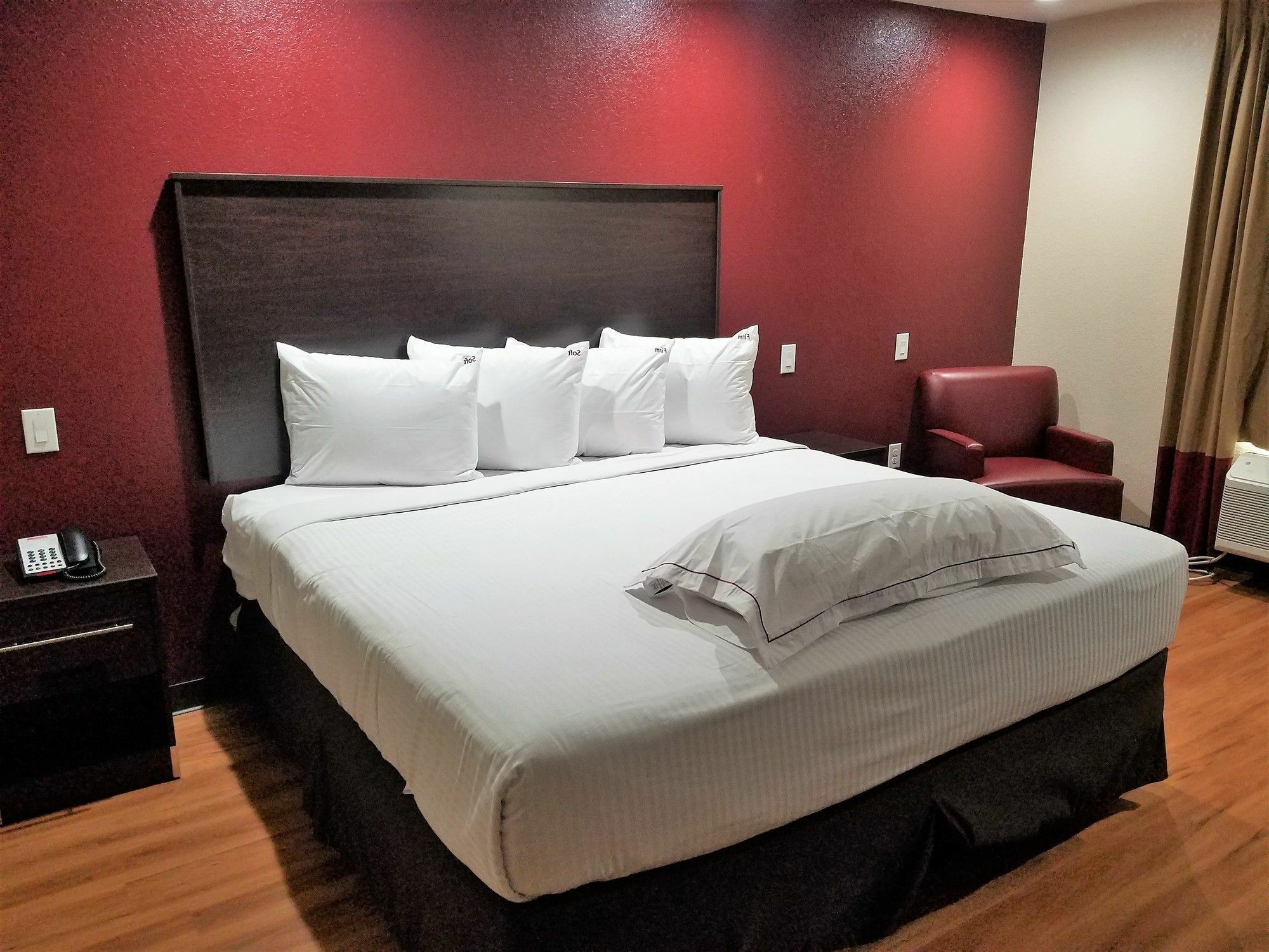 Red Roof Inn Plus+ Fort Worth - Burleson Exterior photo